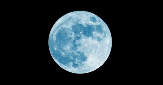 La "Super Lune Bleue" du 31 Août 2023 : un rendez-vous astronomique rare et fascinant