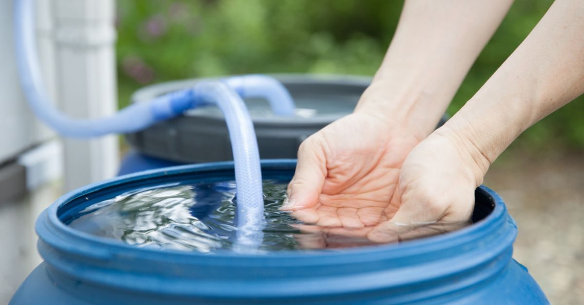 Réutilisation des eaux de pluie et eaux usées : que change vraiment le nouveau décret ?