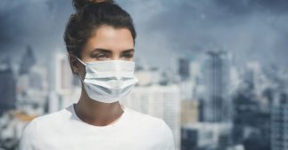 Pollution de l'air : aussi dangereuse que la fumée de cigarettes Pollution de l'air : aussi dangereuse que la fumée de cigarettes