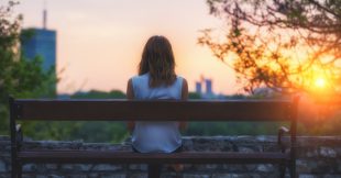 Un milliard de solitudes : un monde connecté, mais seul Un milliard de solitudes : un monde connecté, mais seul