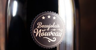 Pourquoi, chaque 16 novembre, le beaujolais nouveau débarque sur les tables