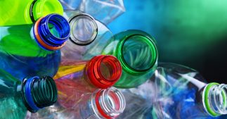 Greenwashing : les bouteilles '100% recyclées' dans le viseur des associations de consommateurs