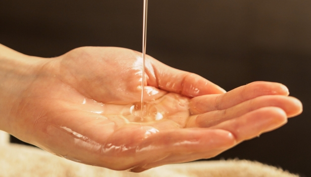 massage huile essentielle