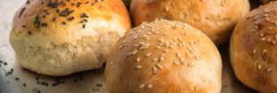 Recette : du pain pour hamburger maison extra-moelleux
