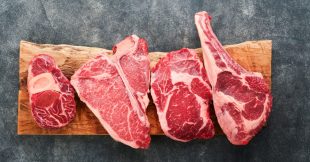 Réduire de moitié la consommation de viande permettrait d'atteindre les objectifs climatiques