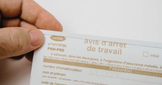Coup dur pour les travailleurs : vers l'augmentation du délai de carence en cas d'arrêt maladie ? Coup dur pour les travailleurs : vers l'augmentation du délai de carence en cas d'arrêt maladie ?