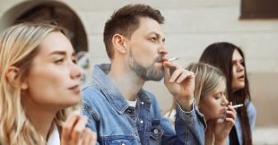 Tabagisme : qui sont et où sont les fumeurs en France ?