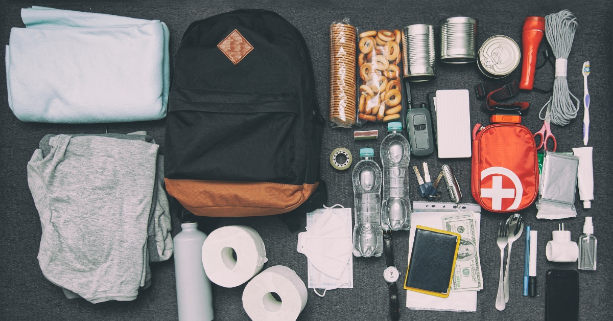 Catastrophes naturelles : la Croix-Rouge conseille d'avoir un sac d'urgence