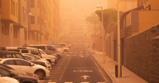 Un nouveau nuage de sable du Sahara en approche Un nouveau nuage de sable du Sahara en approche