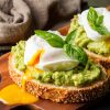 L'art des oeufs pochés : technique et recettes gourmandes