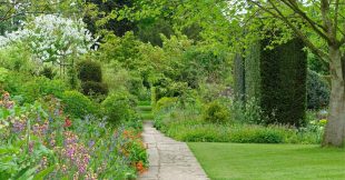 Jardin : comment partir en vacances en toute tranquillité ? Jardin : comment partir en vacances en toute tranquillité ?