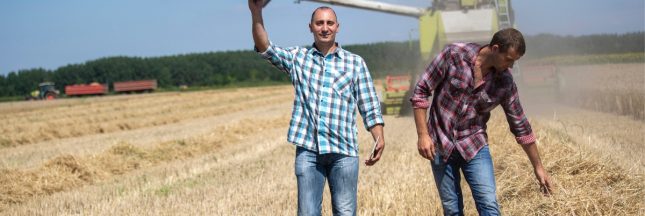 Vacances : et si vous montiez sur une moissonneuse-batteuse ?