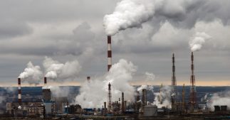 Climat : à peine 2,6 % de baisse d'émissions d'ici 2030, loin des 43 % nécessaires pour éviter le naufrage climatique Climat : à peine 2,6 % de baisse d'émissions d'ici 2030, loin des 43 % nécessaires pour éviter le naufrage climatique