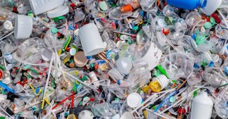 Plastique : un traité mondial à Busan (Corée du Sud) ou un échec annoncé ? Plastique : un traité mondial à Busan (Corée du Sud) ou un échec annoncé ?