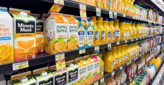 Les consommateurs boudent les jus de fruits : le poids du Nutri-Score sur leurs choix Les consommateurs boudent les jus de fruits : le poids du Nutri-Score sur leurs choix