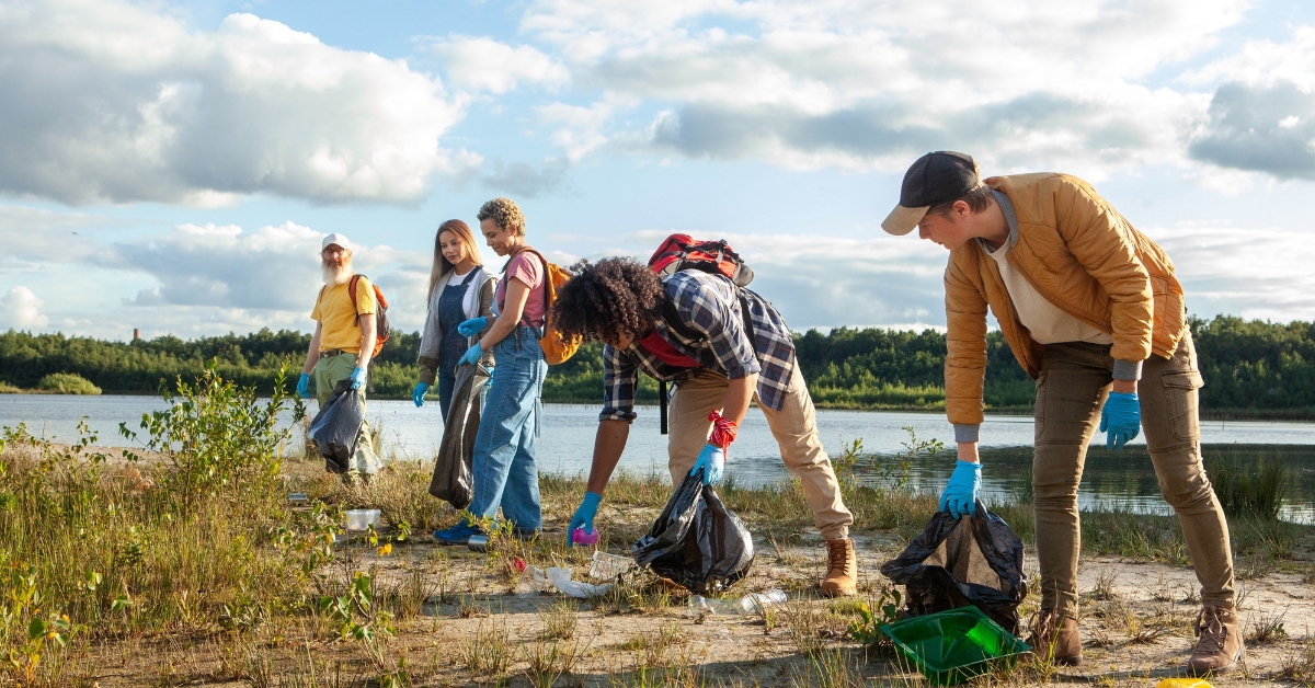'J'aime la Nature Propre' : des milliers de Français s'unissent pour nettoyer la nature