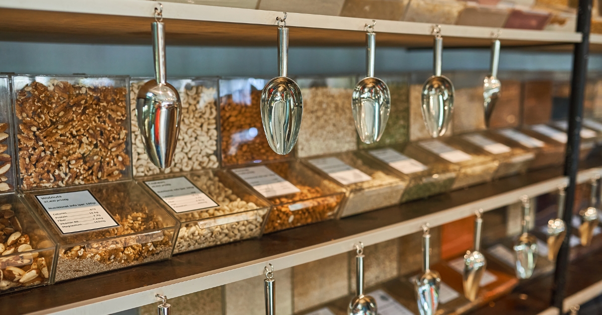 Produits en vrac : savourer avant d'acheter, est-ce légal ? Produits en vrac : savourer avant d'acheter, est-ce légal ?