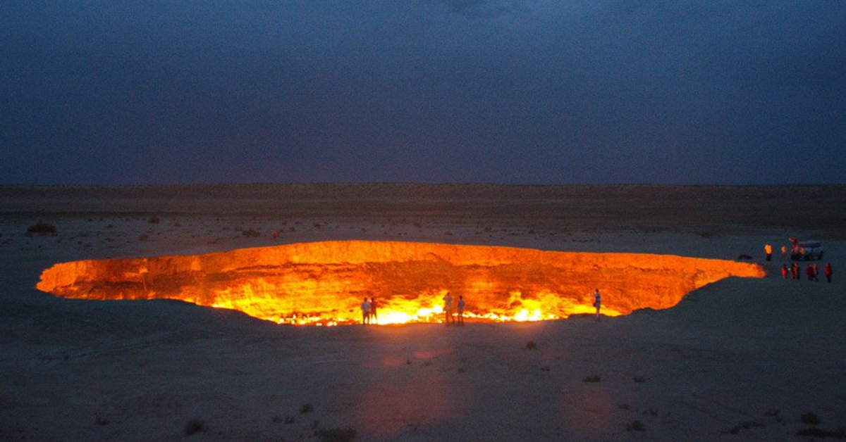 Turkménistan : après 54 ans de feu, la Porte de l'Enfer bientôt éteinte ? Turkménistan : après 54 ans de feu, la Porte de l'Enfer bientôt éteinte ?