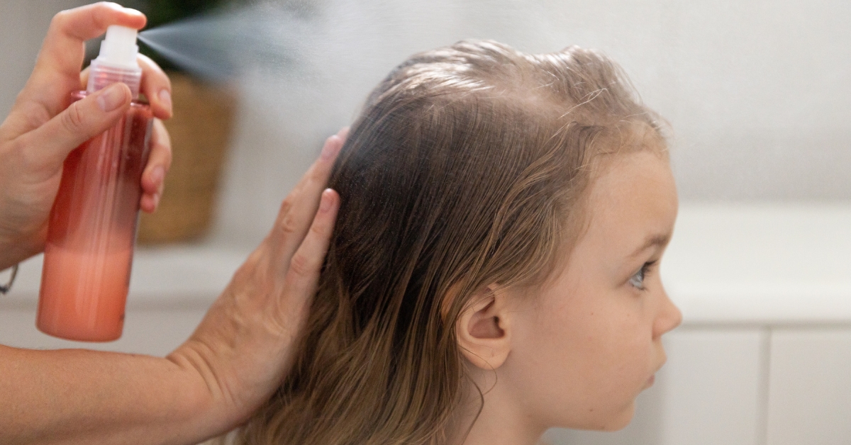 Anti‑poux : la majorité des produits vendus en France sont inefficaces Anti‑poux : la majorité des produits vendus en France sont inefficaces