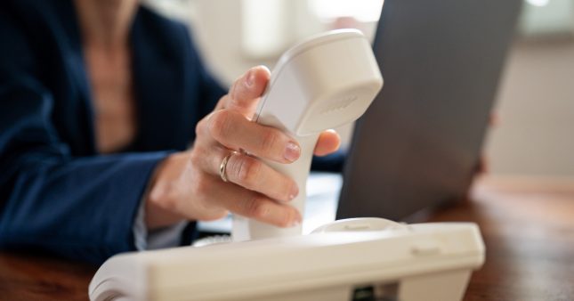 Téléphone fixe : voici la date où il ne sonnera plus