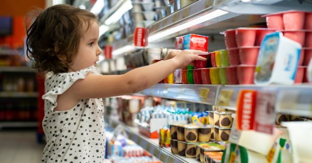 P'tite Danette, Nesquik Petit, Petits Filous : Foodwatch alerte sur ces produits laitiers pour enfants tout sauf sains