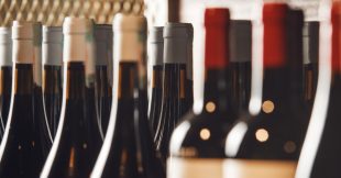 Alcool : le gouvernement veut alourdir la fiscalité dès 2026 Alcool : le gouvernement veut alourdir la fiscalité dès 2026