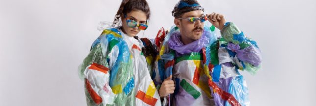 La pollution plastique aggravée par les vêtements en polyester recyclé