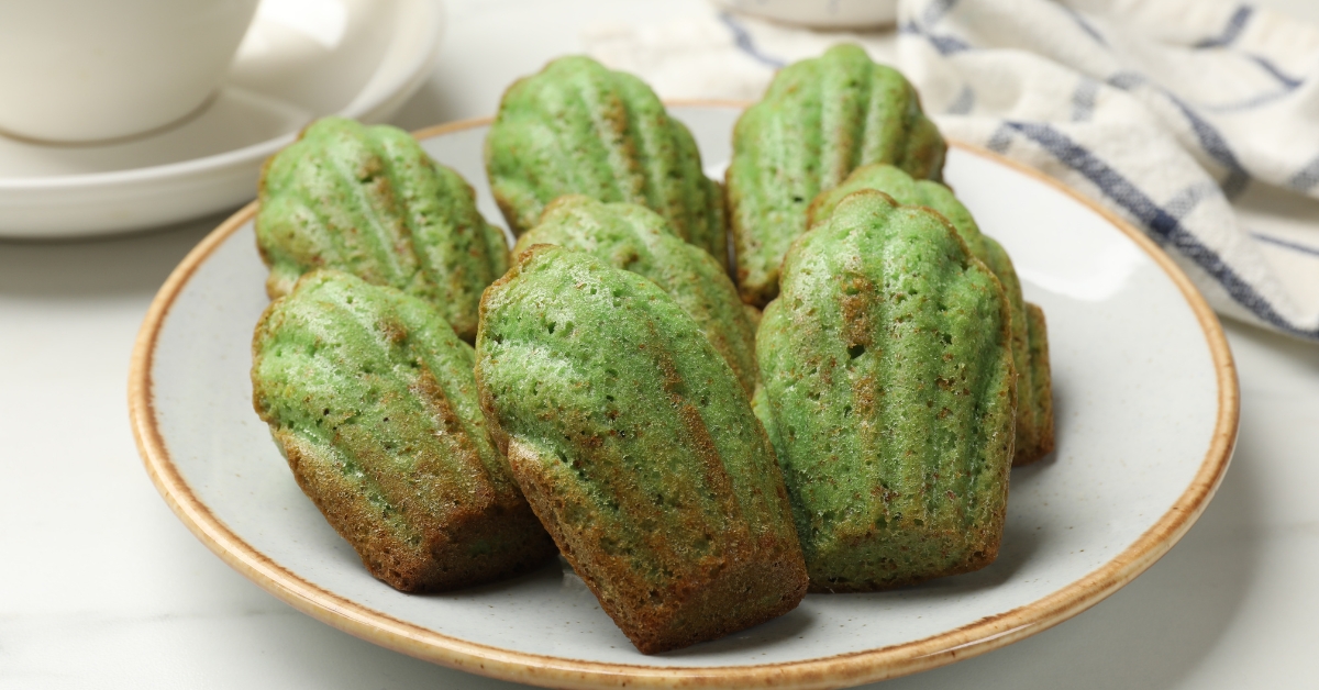 Pourquoi le thé matcha s'invite de plus en plus dans nos goûters Pourquoi le thé matcha s'invite de plus en plus dans nos goûters