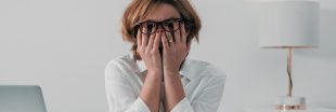 Burn-out : ces signaux physiques que votre corps vous envoie (et qu'il faut vraiment écouter)