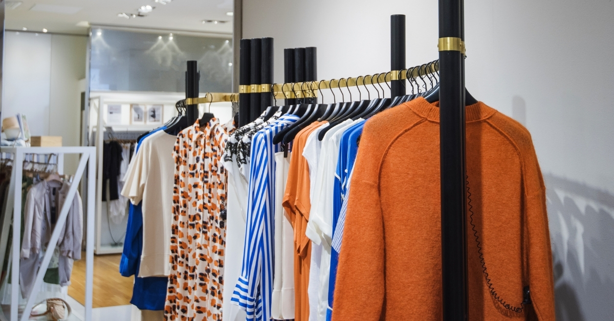 Ce que change la loi sur les polluants éternels dans les vêtements et cosmétiques