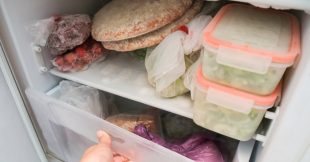 Peut-on congeler des aliments bientôt périmés ?