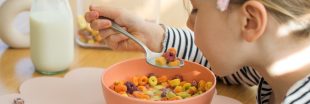 Céréales au petit déjeuner : le faux ami des enfants