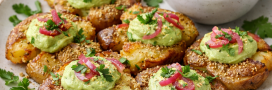 Recette vegan. Pommes de terre écrasées à l'aïoli aux avocats