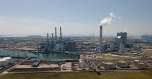 PFAS : près de 200 riverains attaquent Arkema et Daikin dans une action civile inédite en Europe PFAS : près de 200 riverains attaquent Arkema et Daikin dans une action civile inédite en Europe