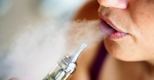 Vapotage : la vérité sur ses dangers et effets