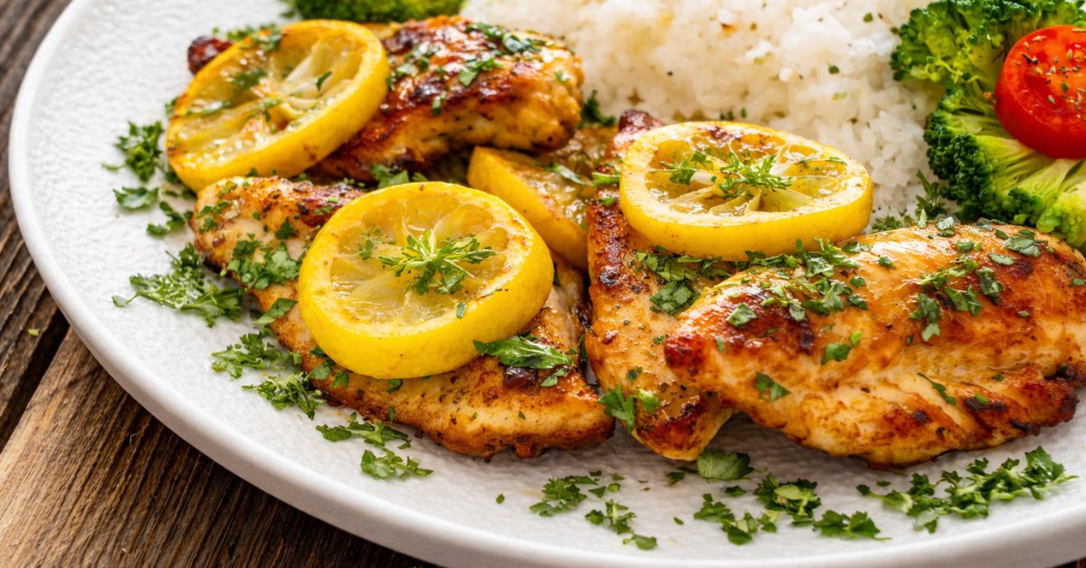 Escalopes de poulet à la sarriette et au citron