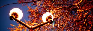 Pourquoi installer un éclairage public rouge la nuit ?
