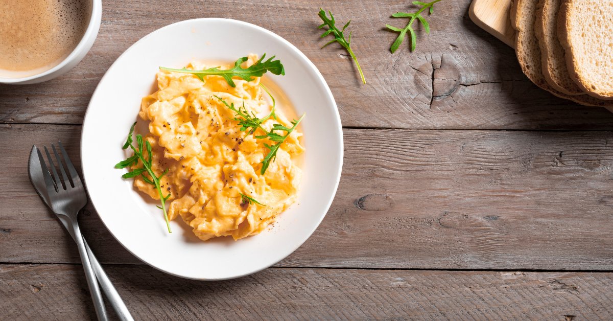 Œufs brouillés à la sarriette