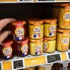 Pots de miel : les arnaques sur la provenance bientôt finies