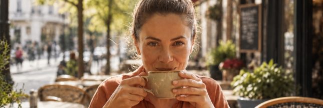 boire du café en période de canicule