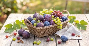 Figues, prunes, raisins : que faire avec les premiers fruits de la fin d'été ? Figues, prunes, raisins : que faire avec les premiers fruits de la fin d'été ?