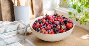 Fruits rouges trop mûrs : 8 recettes anti-gaspi