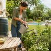 Récupérer l'eau de cuisson, de pluie ou de piscine : le guide de l'arrosage malin et gratuit