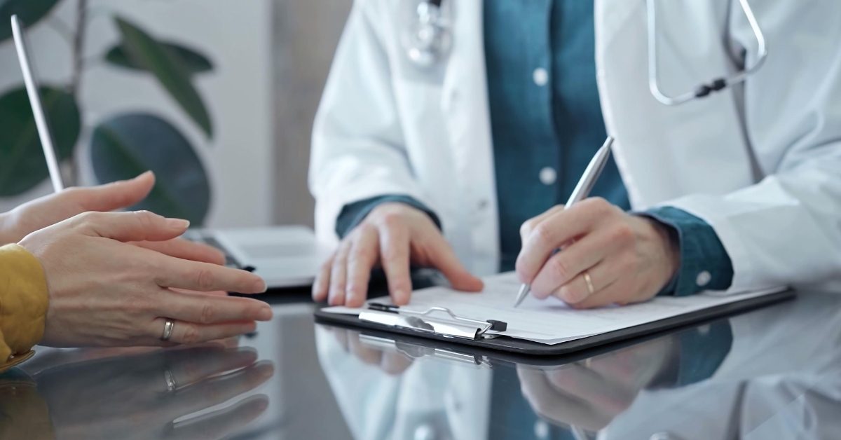 Médecins : 39 % des professionnels contrôlés en infraction tarifaire Médecins : 39 % des professionnels contrôlés en infraction tarifaire