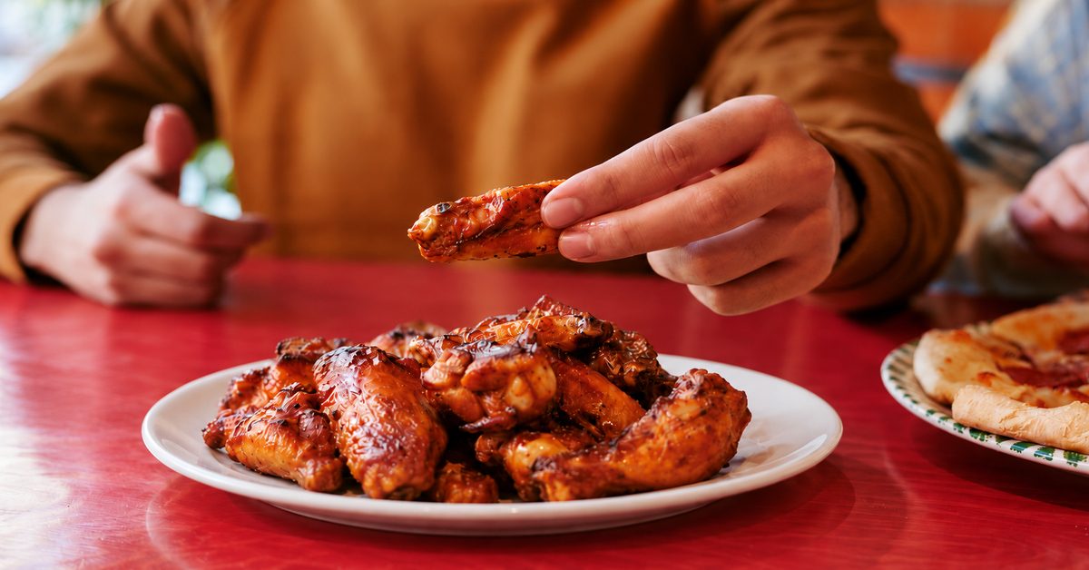 Grignottes de poulet : parfois seulement 60 % de viande dans le sachet Grignottes de poulet : parfois seulement 60 % de viande dans le sachet
